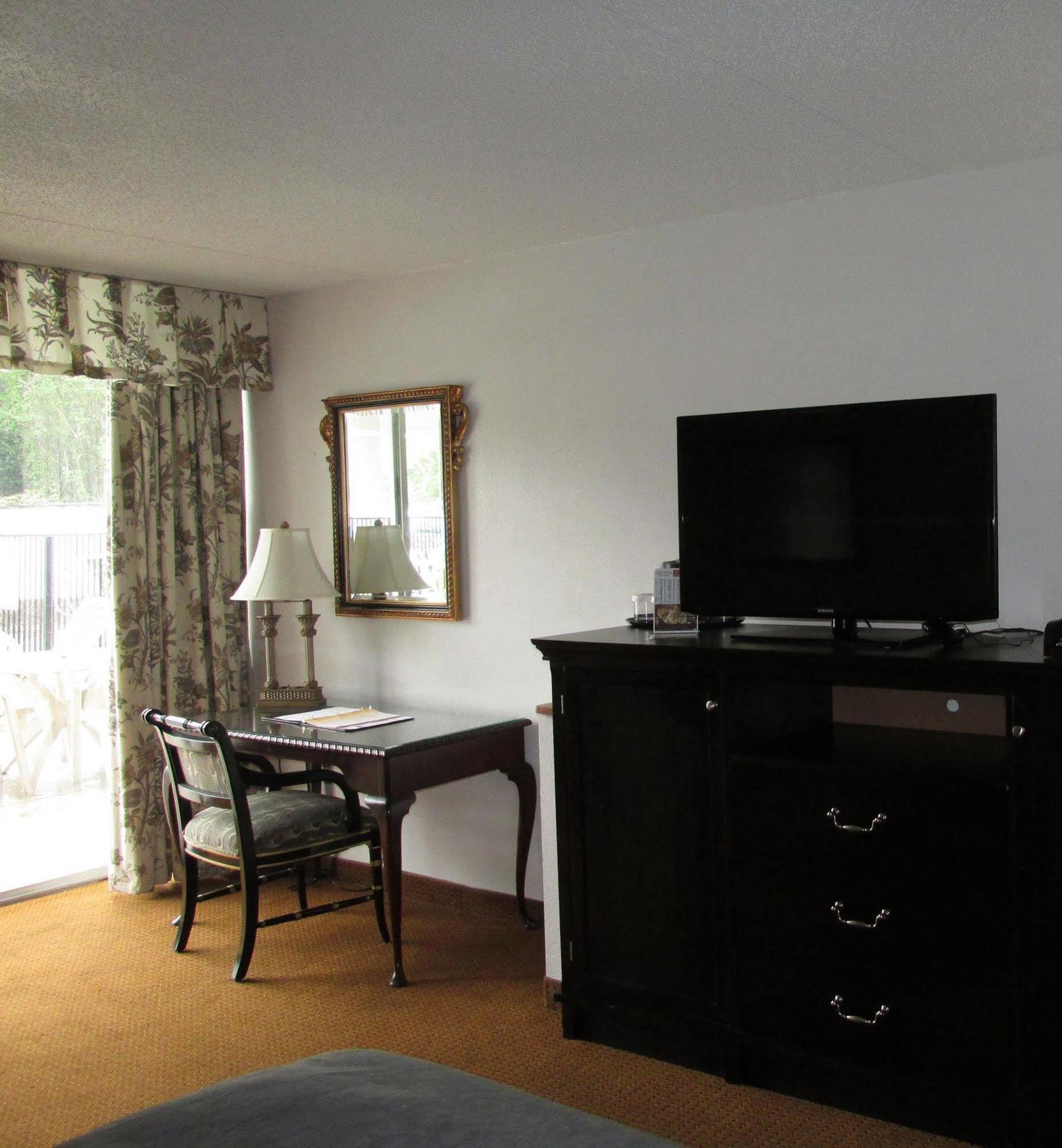 Charleston Grand 3*